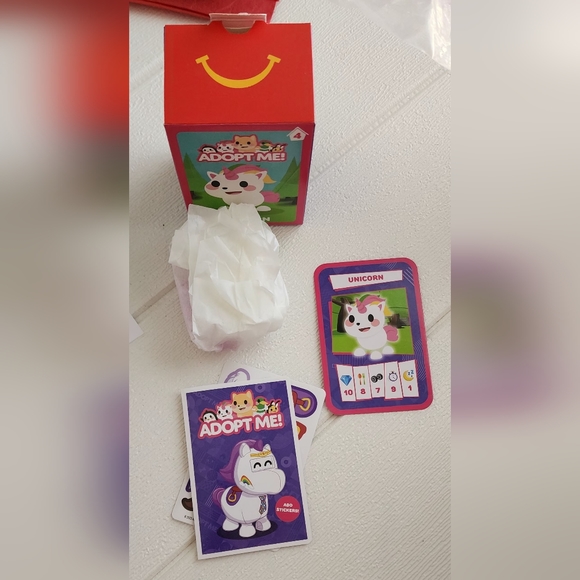 McDonald's Happy Meal 2023 Adopt Me! Toy #4 Unicorn - Picture 3 of 4